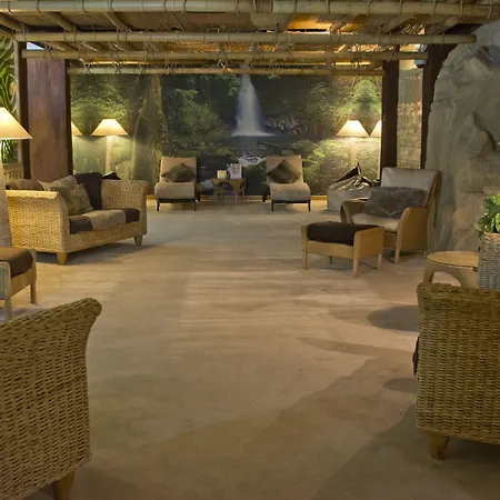 Tlh Carlton Hotel - Tlh Leisure, Entertainment And Spa Resort-3