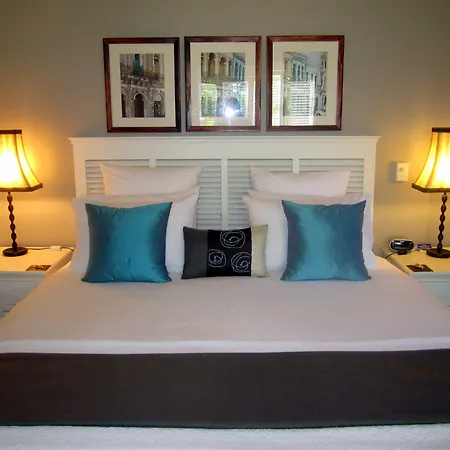 Plantation House At Whitecliffs Bed And Breakfast-3