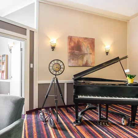 Quality Hotel Drumheller-2