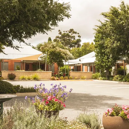 Strath Motel-2