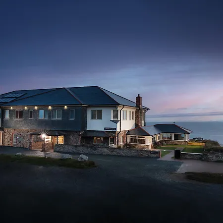 The Lewinnick Lodge-2