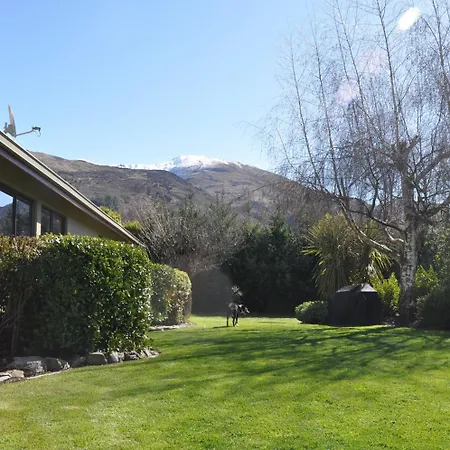 Altamont Lodge-2