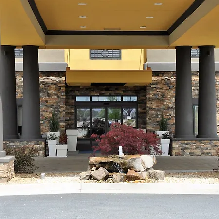 Holiday Inn Express & Suites Perry-National Fairground Area By Ihg-3