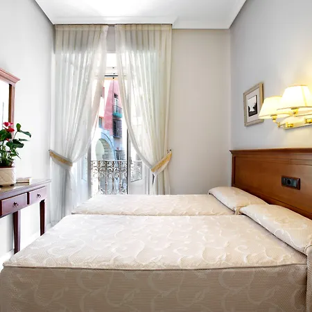 Hostal Macarena-2