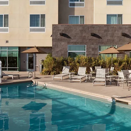 Courtyard By Marriott San Jose North/ Silicon Valley-3