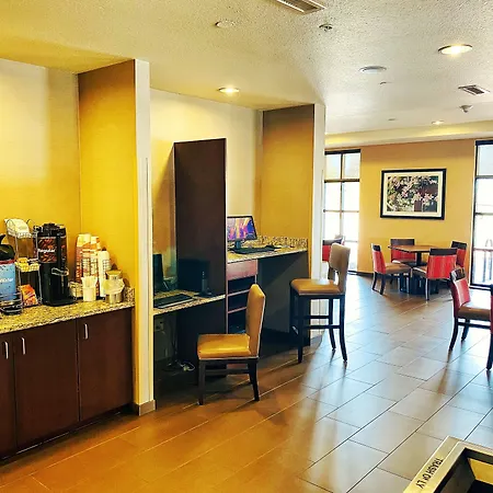 Comfort Inn & Suites-2