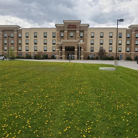 Hampton Inn & Suites Jamestown-2