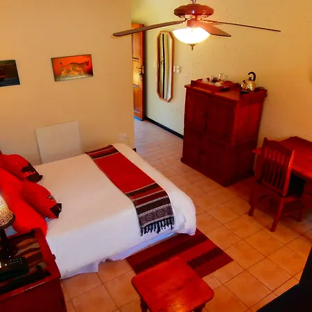 African Footprints Lodge-3