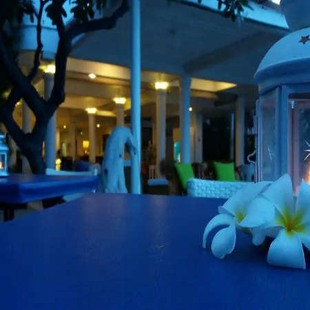 โรงแรมเนินชเล บีชฟรอนต์-2