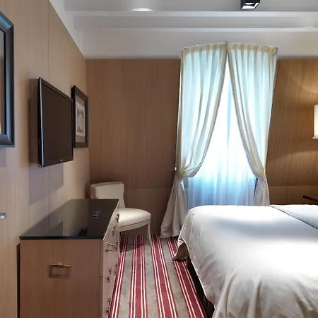 Marquis Faubourg Saint-Honore - Small Luxury Hotels Of The World-2