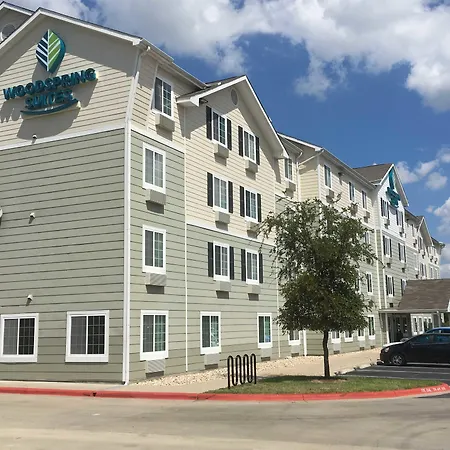 Baymont By Wyndham Dickinson-3