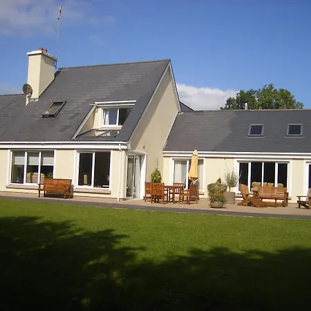 Camillaun Lodge With Lough Corrib Boat Hire-3