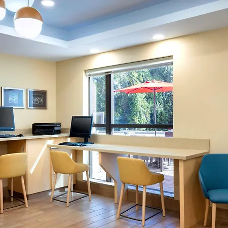 Towneplace Suites By Marriott York-2