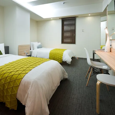 Metro Hotel Myeongdong-3