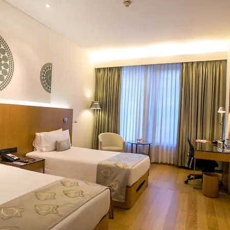 Vivanta Chennai It Expressway Omr-3