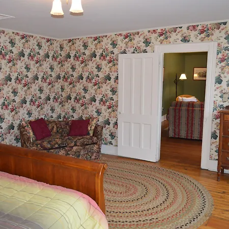 Canal Side Inn-2