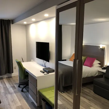 Hotel V-2