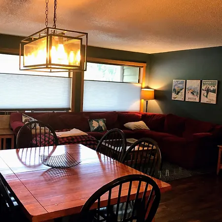 Griz Inn Rmc Rentals By Park Vacation Management-2