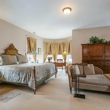 Harvey House Bed & Breakfast-3