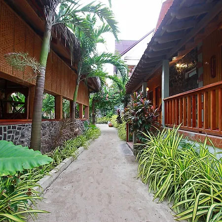 Nigi Nigi Too Beach Resort-2