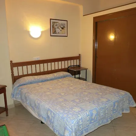 Hostal Guillot-3