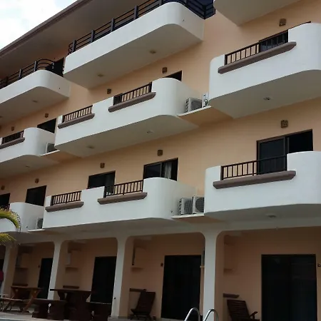 Hotel La Alondra-3
