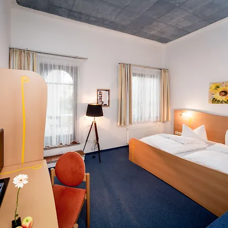 Aparthotel Magdeburg-3