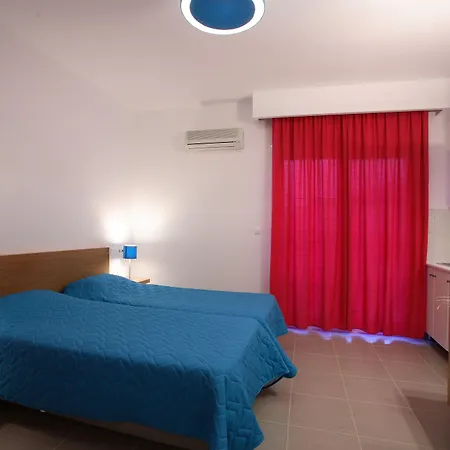 Iris Skiathos-3