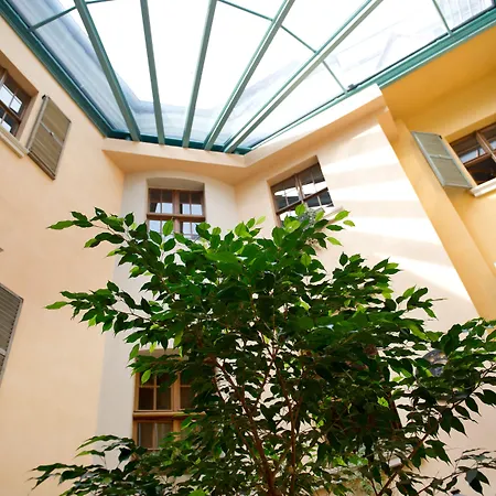 Hotel Kolegiacki-3