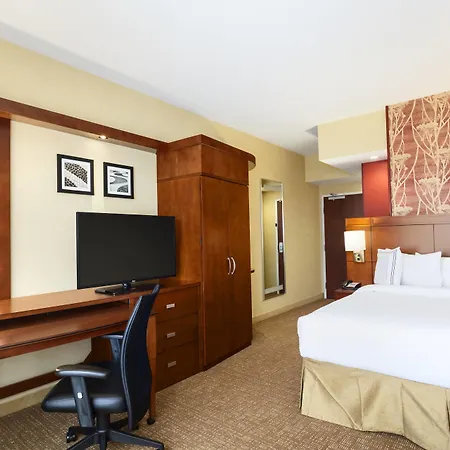 Courtyard By Marriott Little Rock North-3
