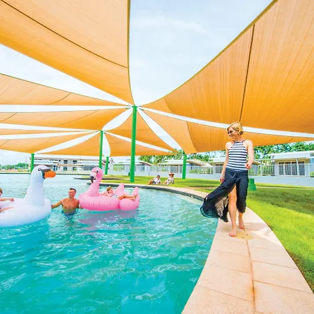 Club Tropical Resort Darwin-2