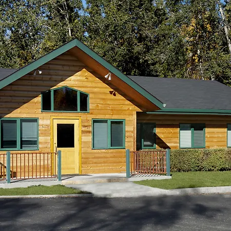 Bear Lodge-2
