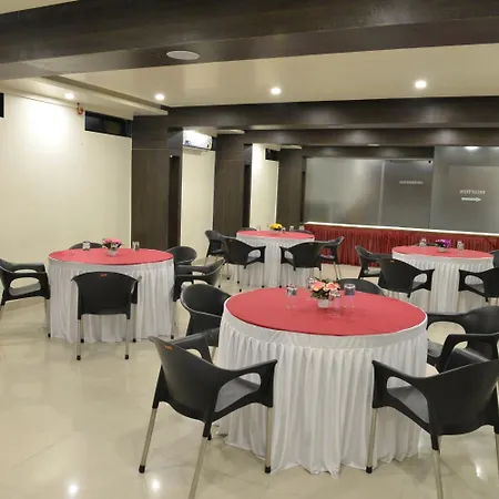 Hotel Suresh Inn-3