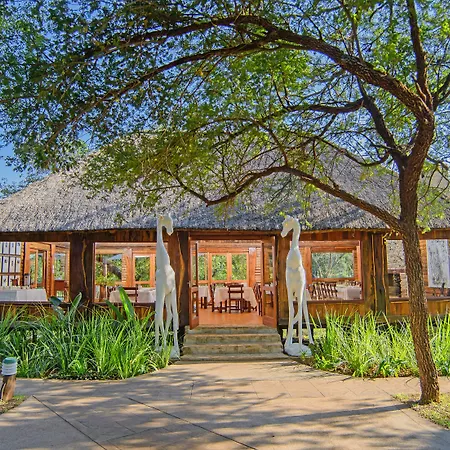 Karongwe River Safari Lodge-2