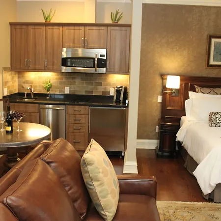 Guest House At Norwalk Inn-2