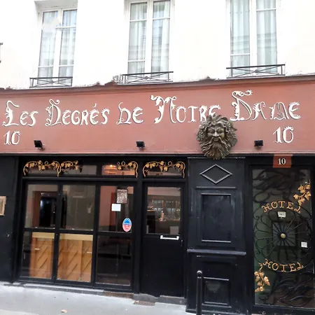 Hotel Les Degres De Notre Dame-2