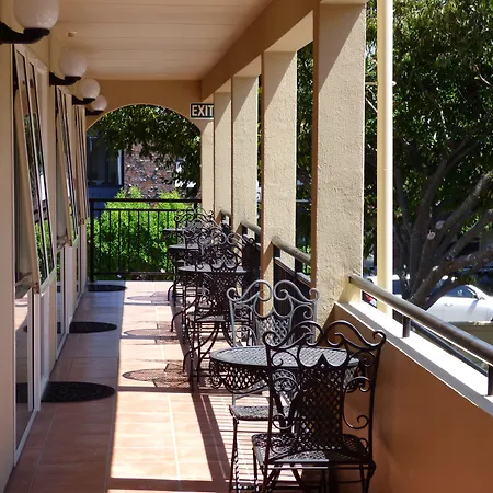 Lugano Motor Lodge-3