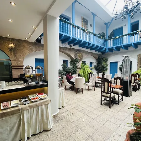 Hotel Rojas Inn-3