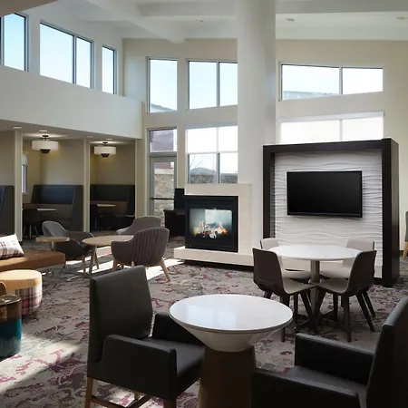 Residence Inn By Marriott Grand Rapids Airport-3