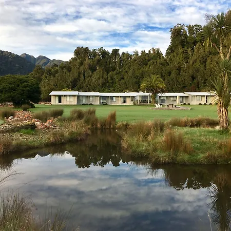 Franz Josef Oasis-3