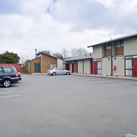 Totara Lodge-3