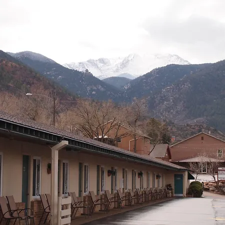Eagle Motel-2