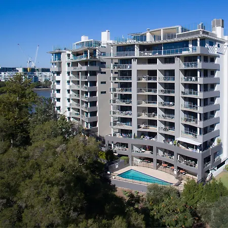Inn On The Park Apartments-3