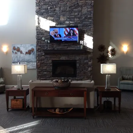 Grandstay Hotel & Suites Thief River Falls-2