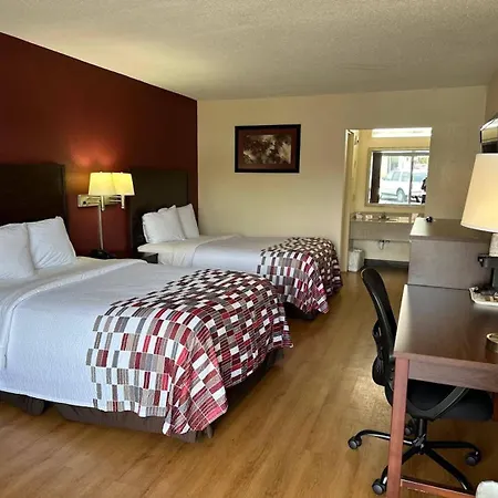 Red Roof Inn Fredericksburg South-3