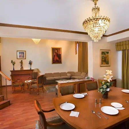 The Bmk Hotel-3