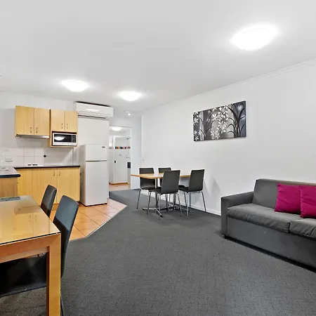 Browns Plains Motor Inn-3