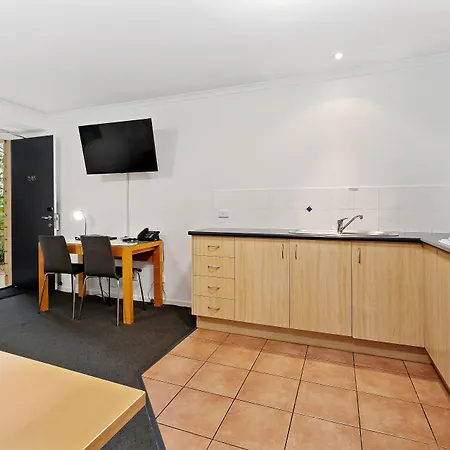 Browns Plains Motor Inn-2