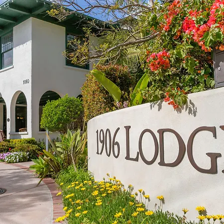 1906 Lodge-3