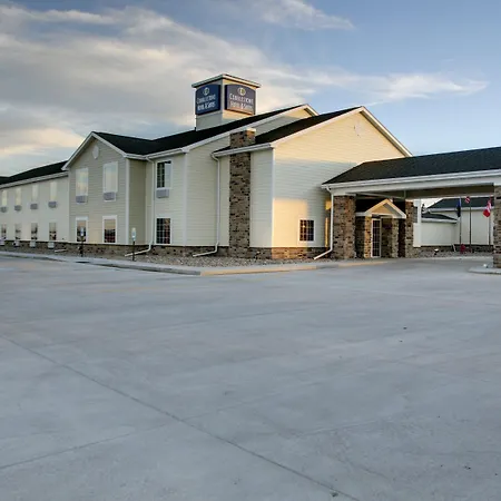 Cobblestone Hotel & Suites - Broken Bow-3